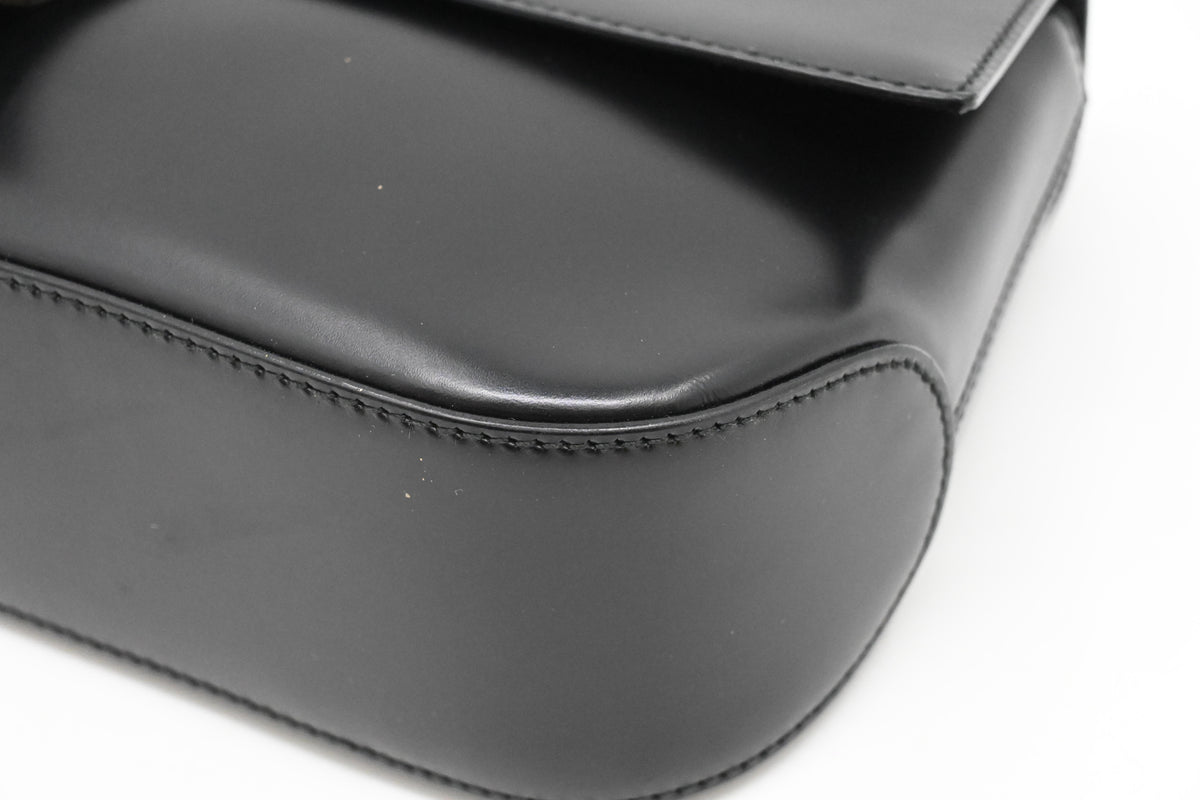 Ferragamo Shoulder Bag in Black Leather