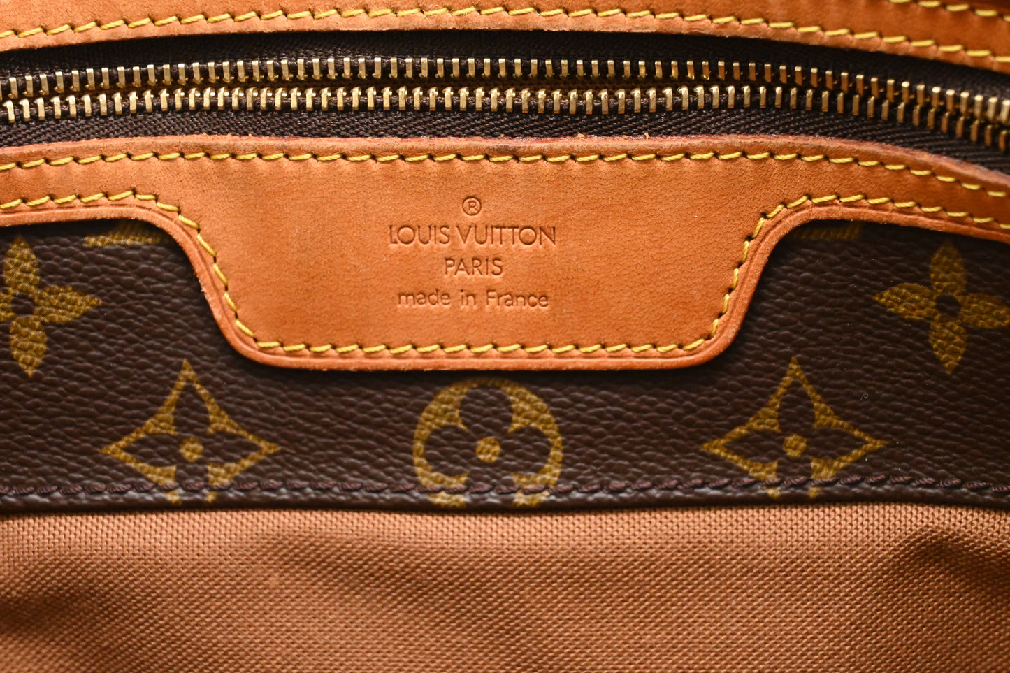 Louis Vuitton Sac Shopping 48 in Monogram Canvas