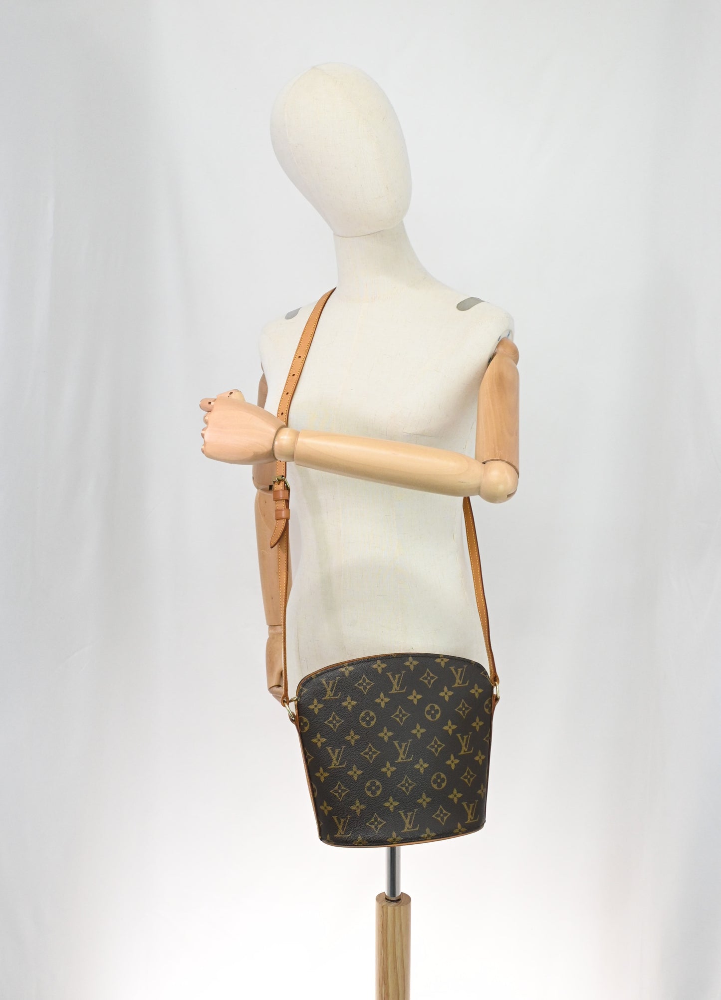 Louis Vuitton Drouot in Monogram Canvas