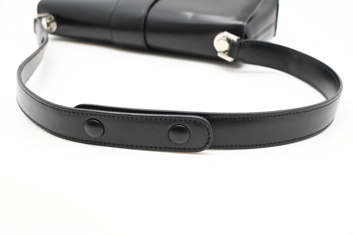 Ferragamo Shoulder Bag in Black Leather