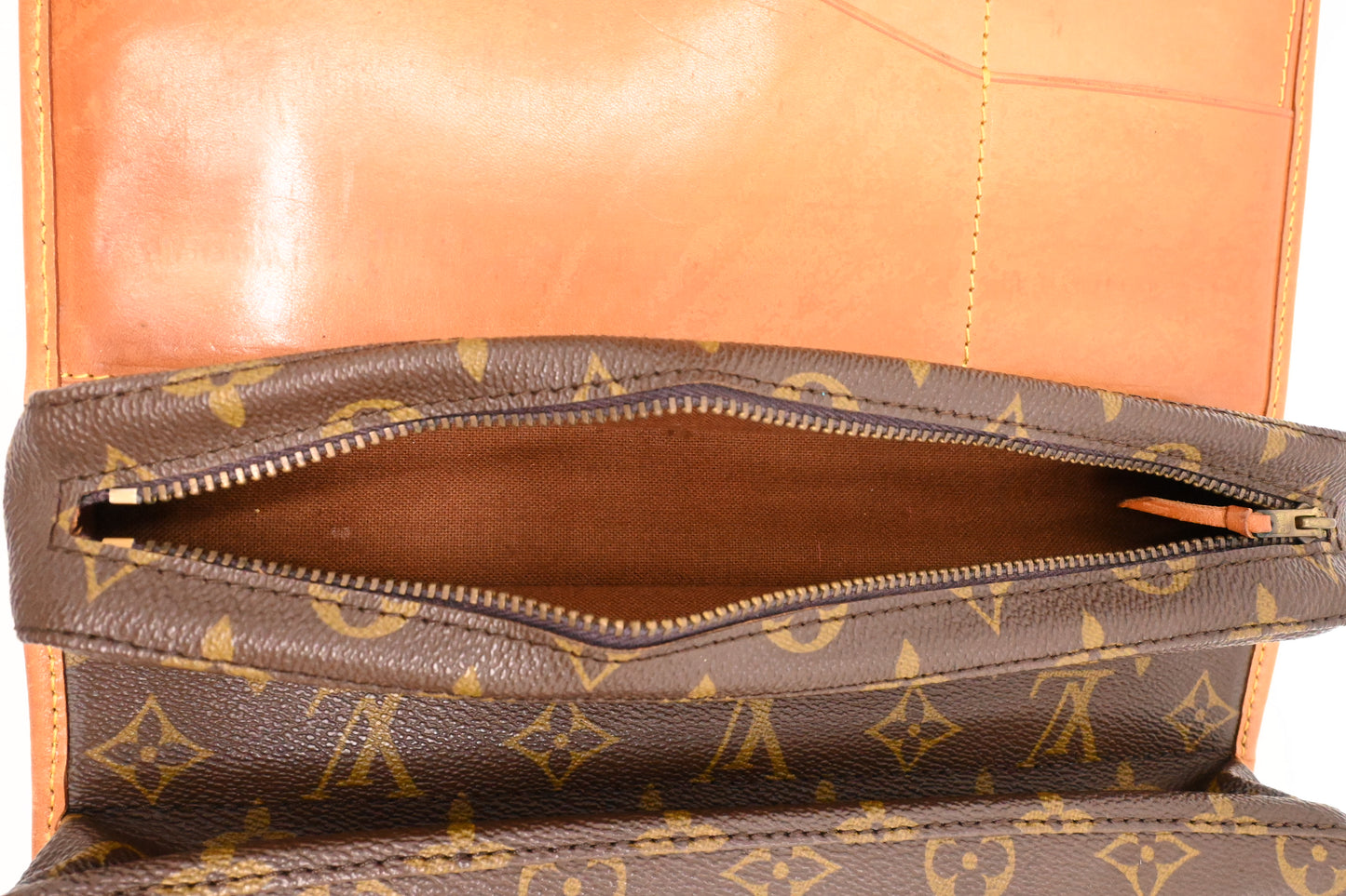 Louis Vuitton Serviette Portable Pliante in Monogram Canvas