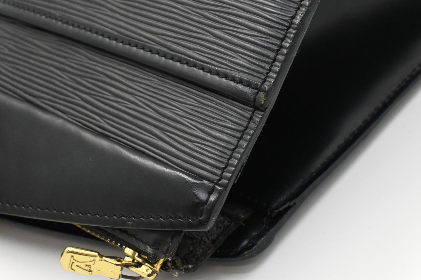 Louis Vuitton Riviera in Black Epi Leather