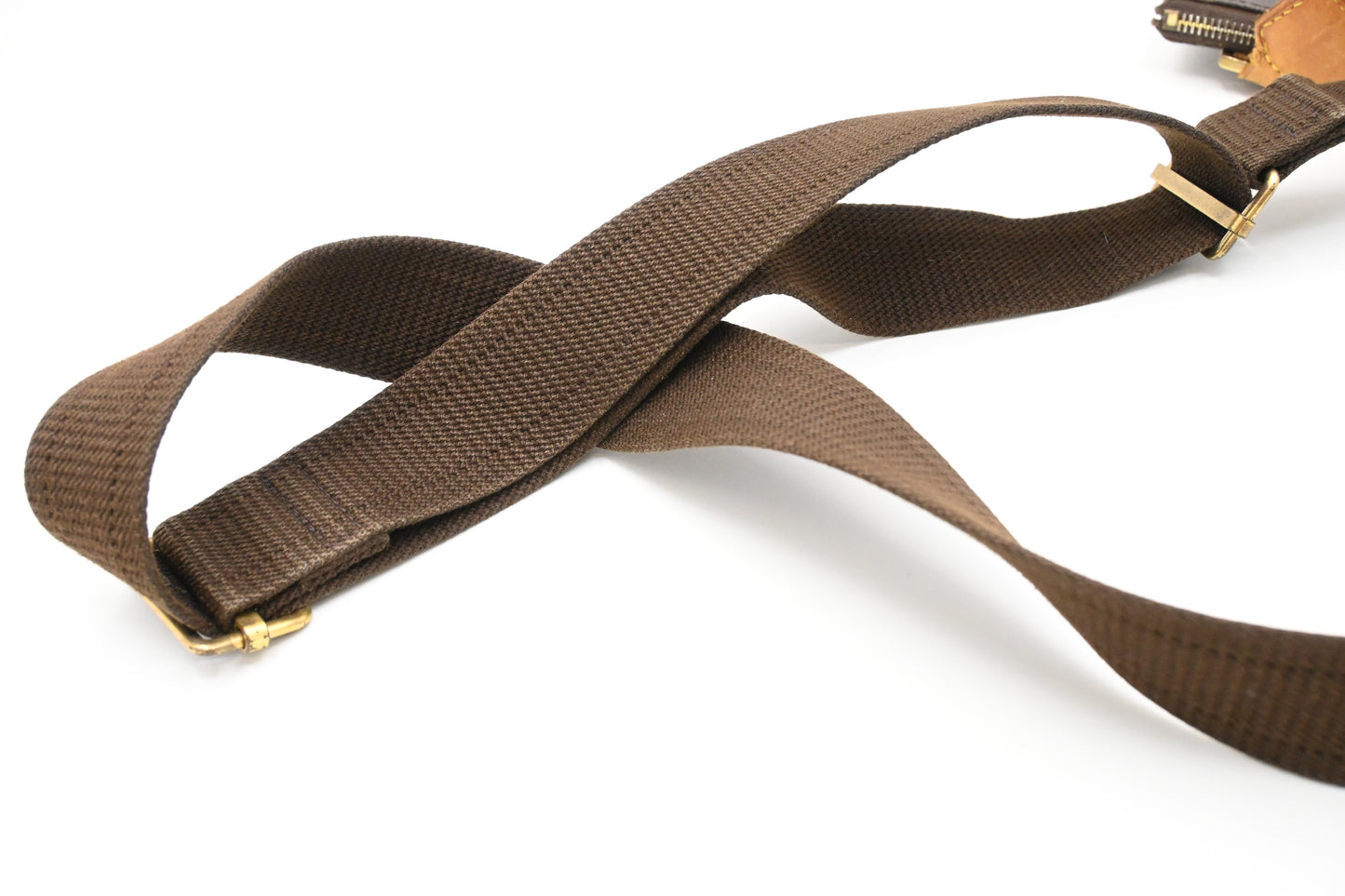Louis Vuitton Pochette Bosphore in Monogram Canvas