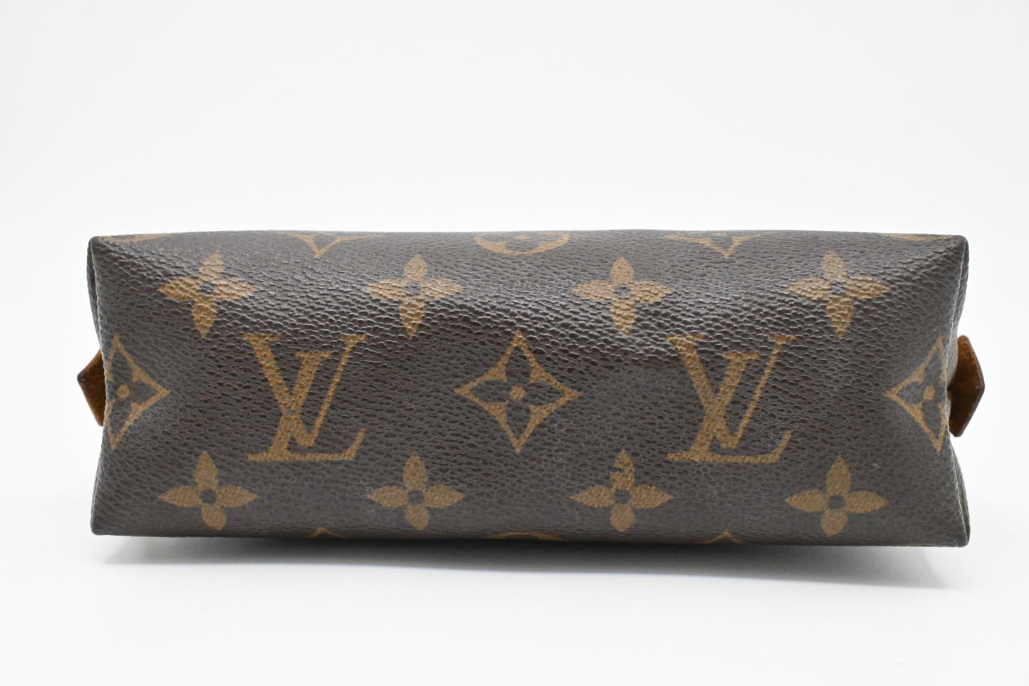 Louis Vuitton Pochette Cosmetique in Monogram Canvas