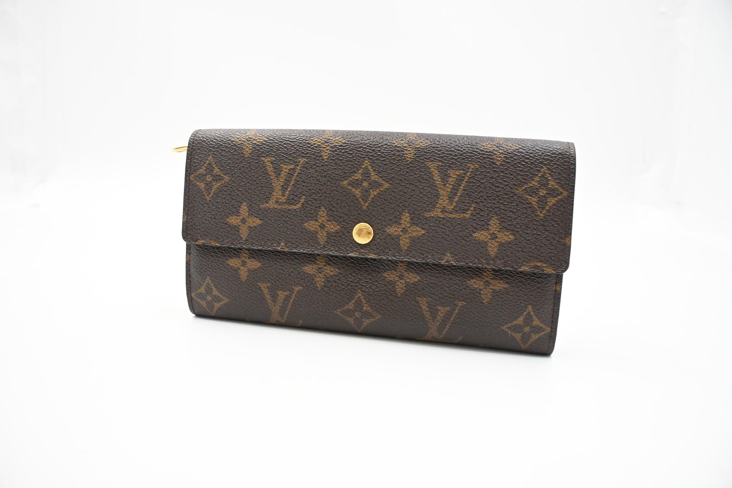 Louis Vuitton Sarah Wallet in Monogram Canvas