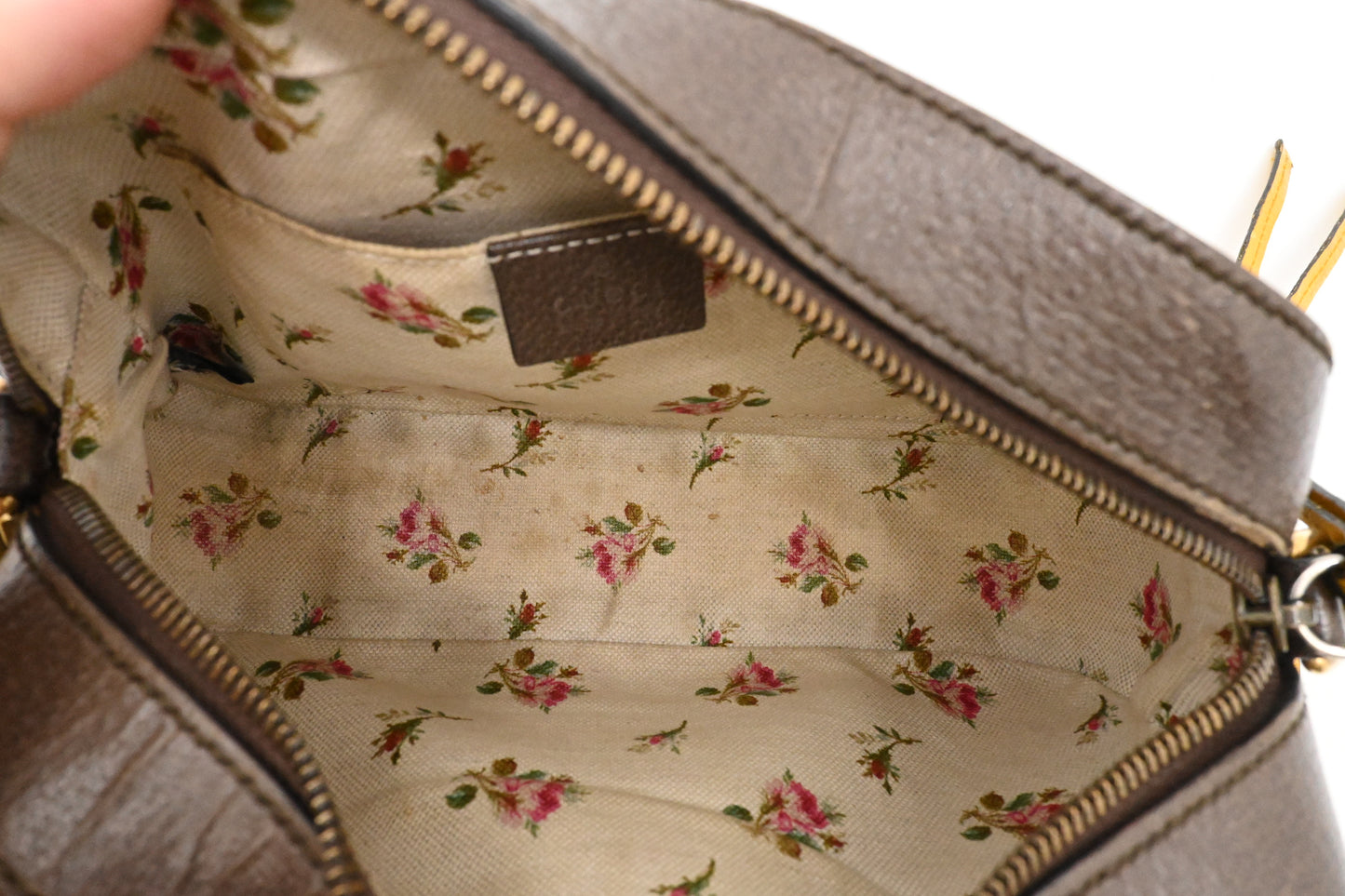 Gucci Neo Vintage Camera Bag in GG Supreme Canvas