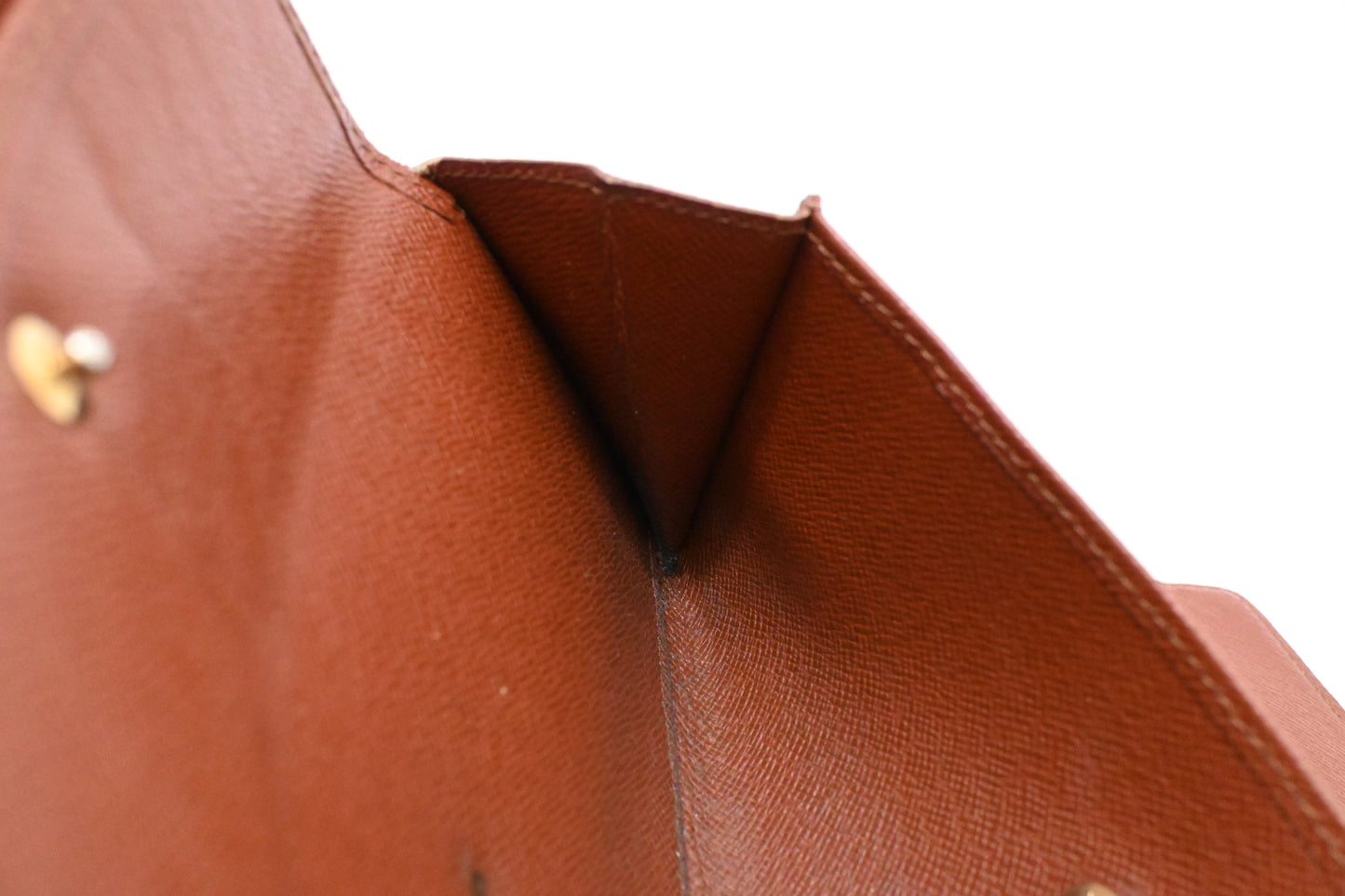 Louis Vuitton International Wallet in Monogram Canvas