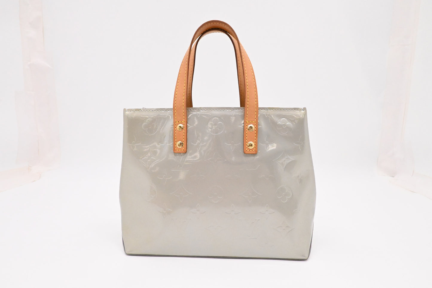 Louis Vuitton Reade PM in Light Blue Vernis Leather