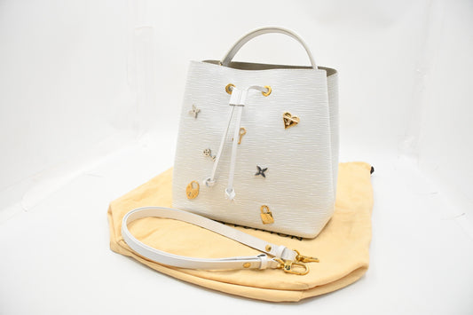 Louis Vuitton NeoNoe Lovelock MM in White Epi Leather
