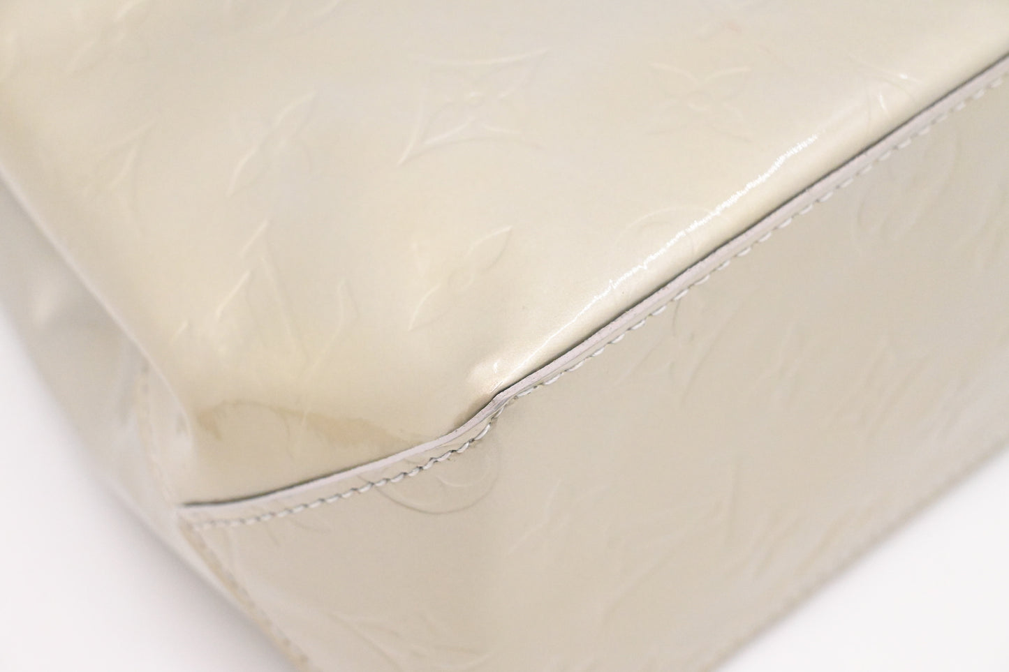 Louis Vuitton Reade PM in Light Blue Vernis Leather