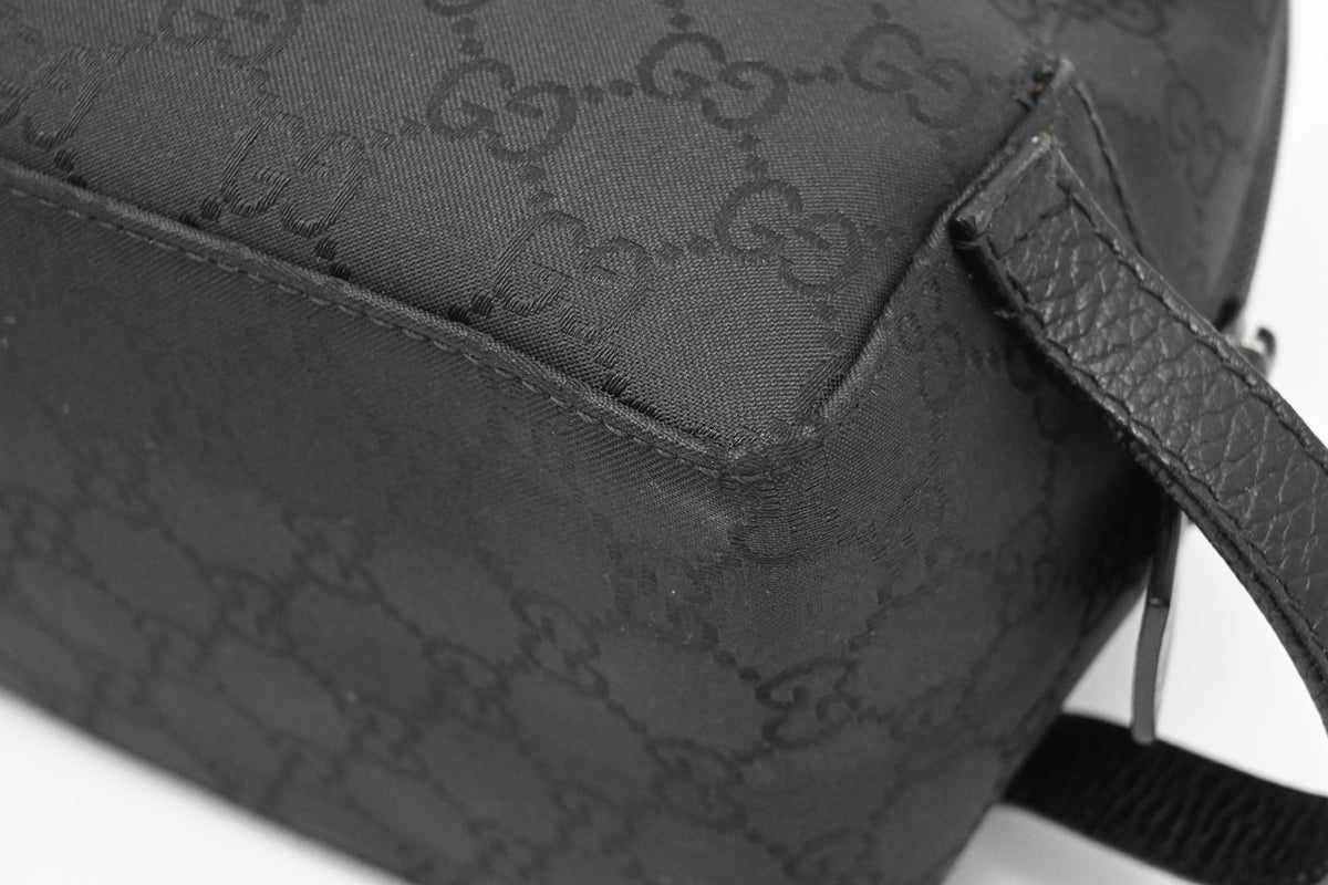 Gucci Pouch in Black Canvas