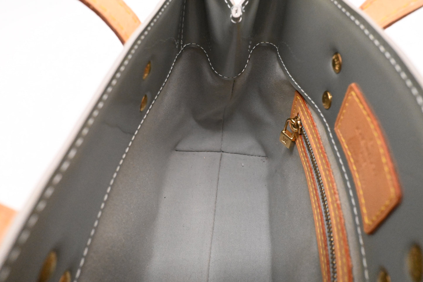 Louis Vuitton Reade PM in Light Blue Vernis Leather