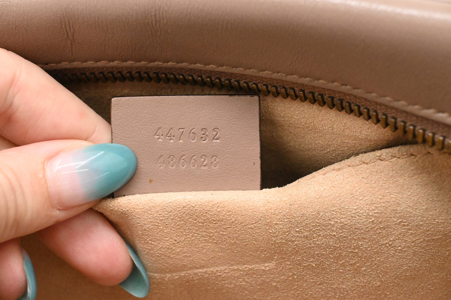 Gucci Marmont Crossbody in Porcelain Rose Leather