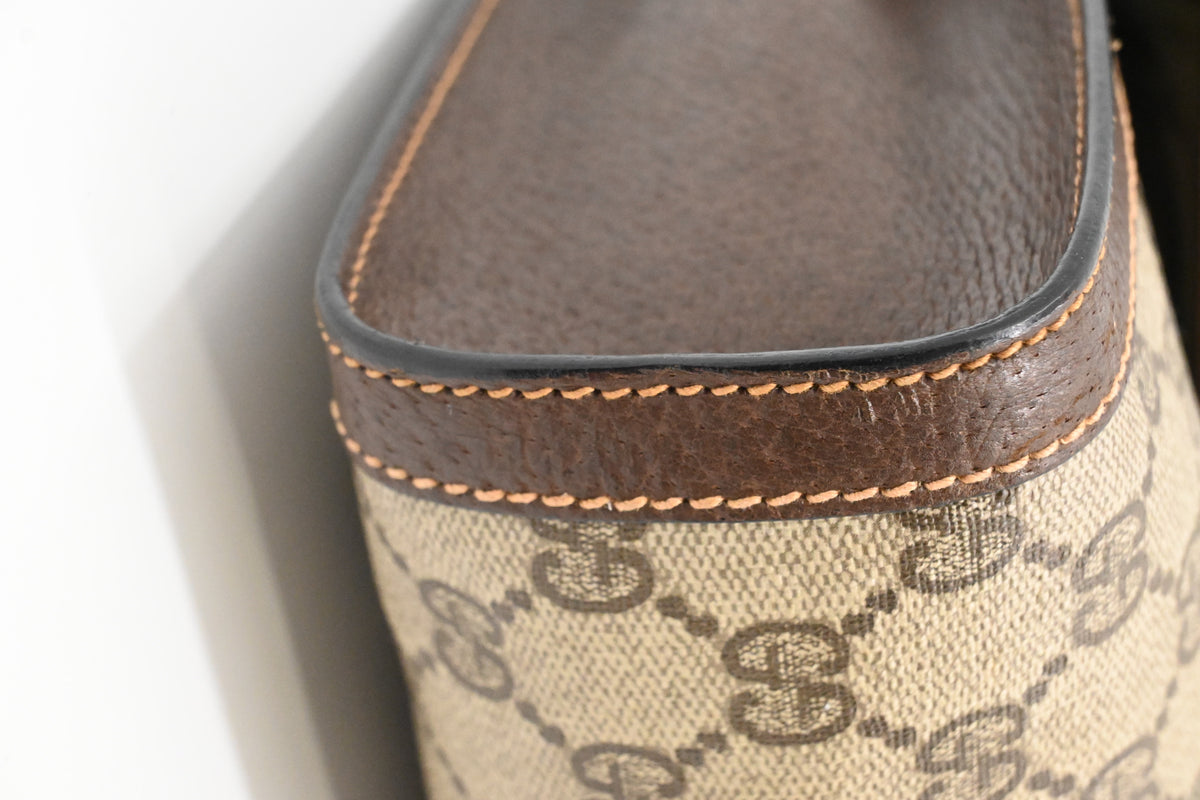 Gucci Clutch in GG Supreme Canvas