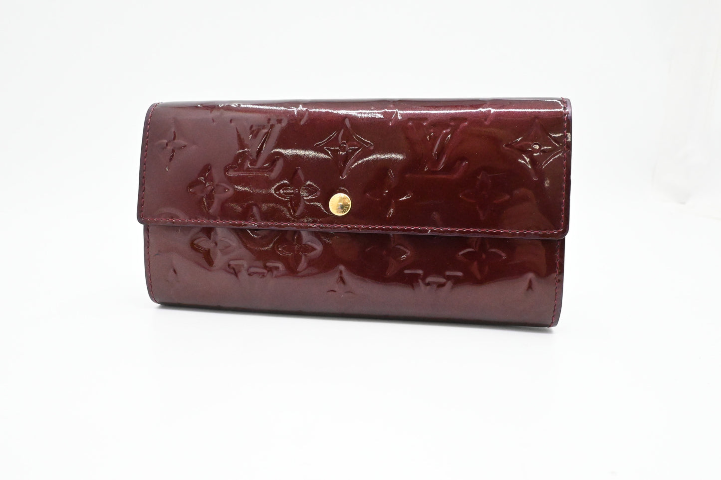Louis Vuitton Sarah Wallet in Amarante Vernis Leather