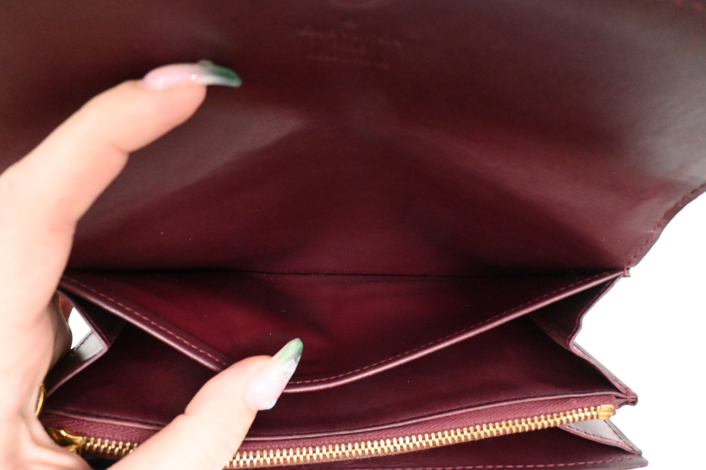 Louis Vuitton Sarah Wallet in Amarante Vernis Leather