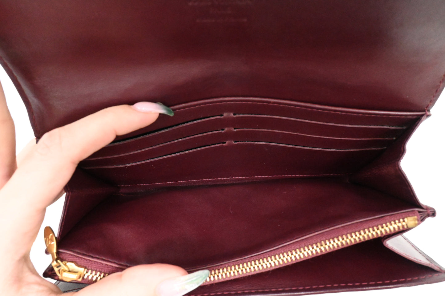 Louis Vuitton Sarah Wallet in Amarante Vernis Leather