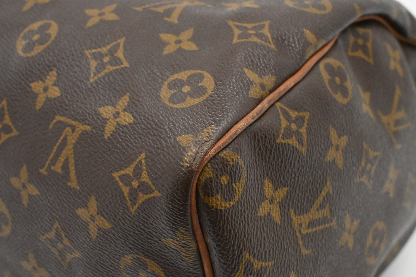 Louis Vuitton Speedy 35 in Monogram Canvas