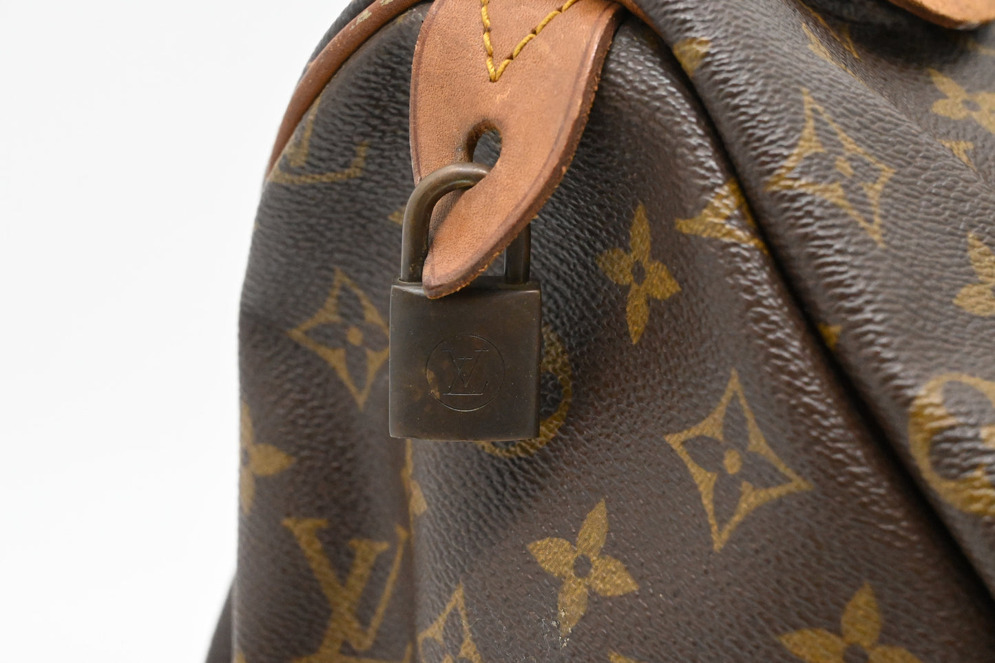 Louis Vuitton Speedy 35 in Monogram Canvas