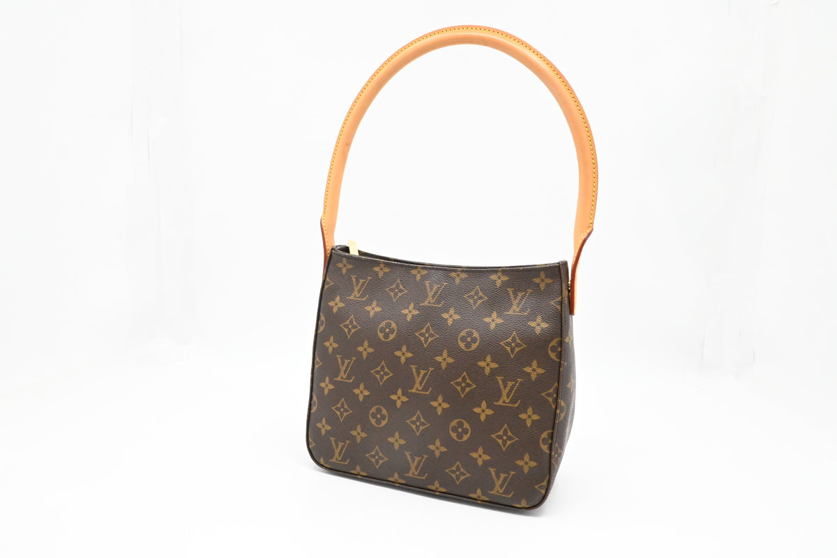 Louis Vuitton Looping MM in Monogram Canvas