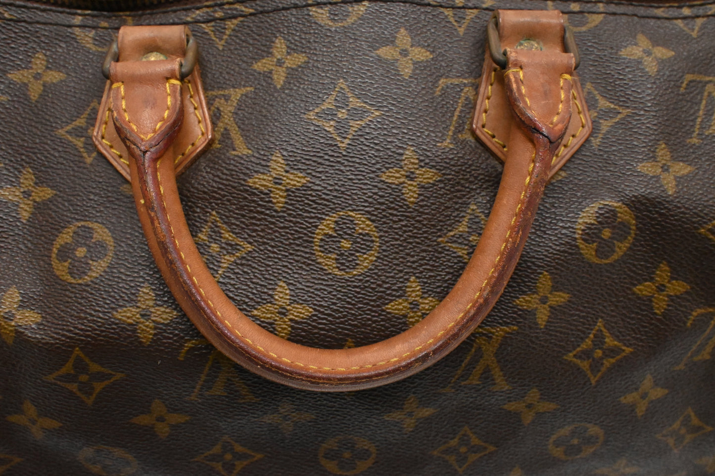 Louis Vuitton Speedy 35 in Monogram Canvas