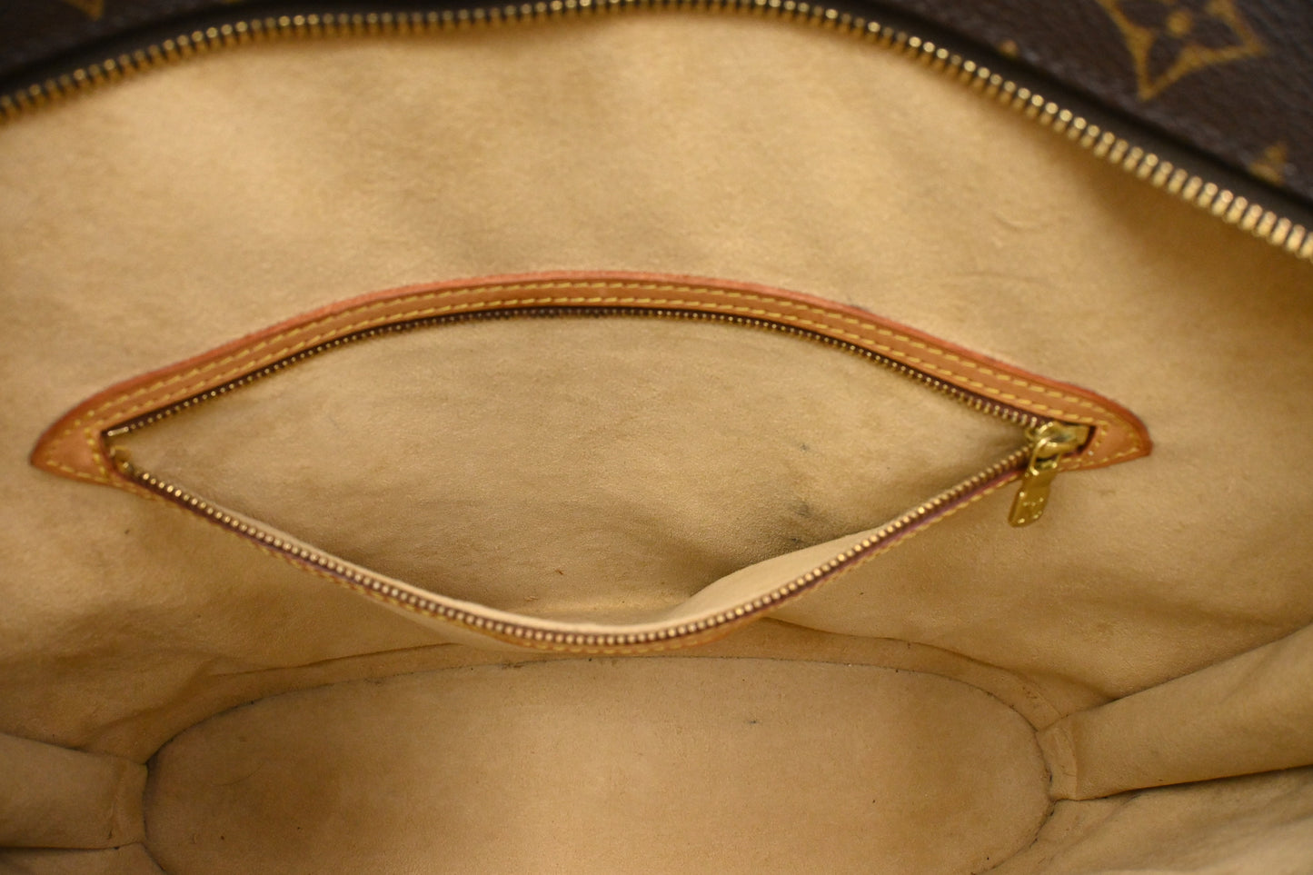 Louis Vuitton Babylone in Monogram Canvas