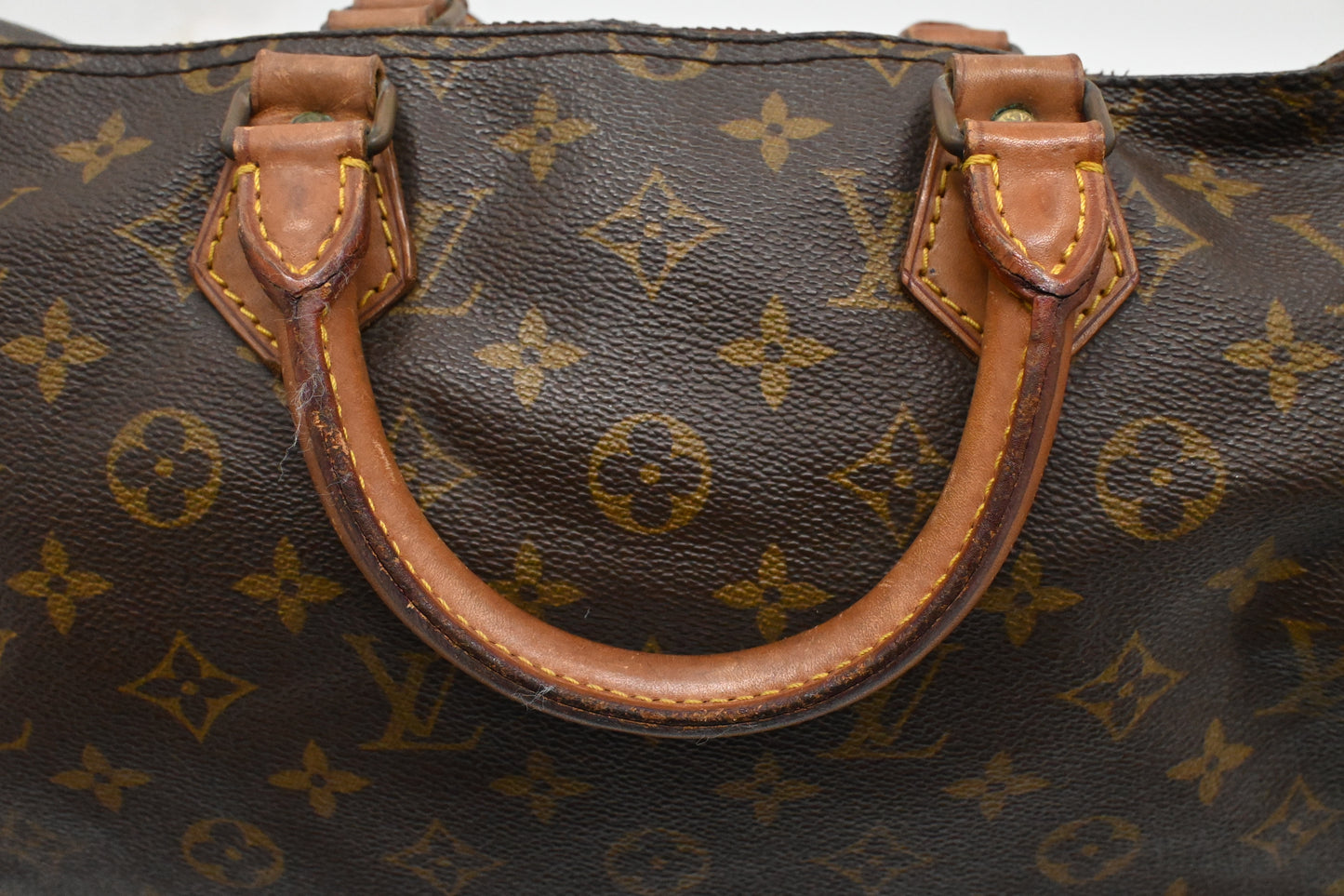 Louis Vuitton Speedy 35 in Monogram Canvas