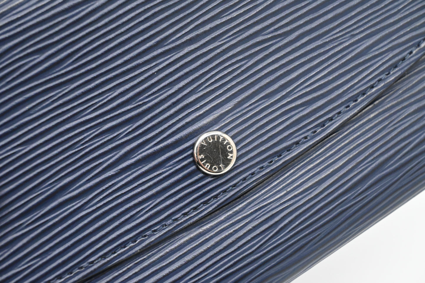 Louis Vuitton Emilie Wallet in Navy Blue Epi Leather