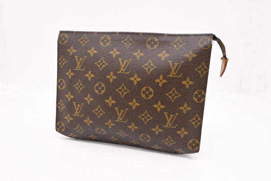 Louis Vuitton Toiletry 26 in Monogram Canvas