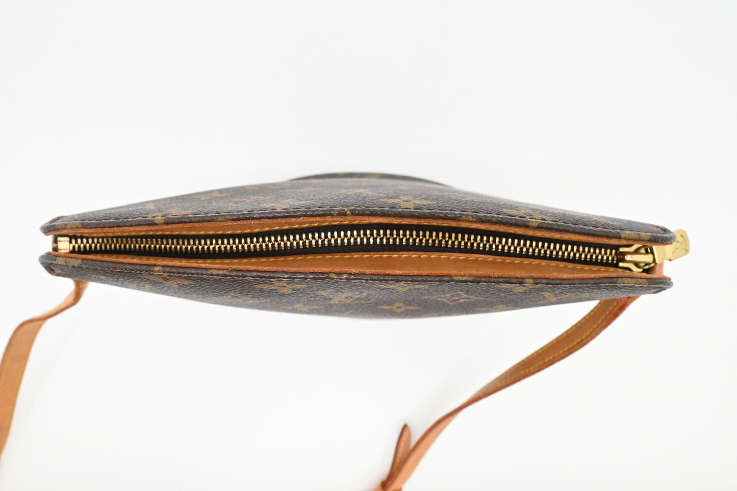 Louis Vuitton Drouot in Monogram Canvas