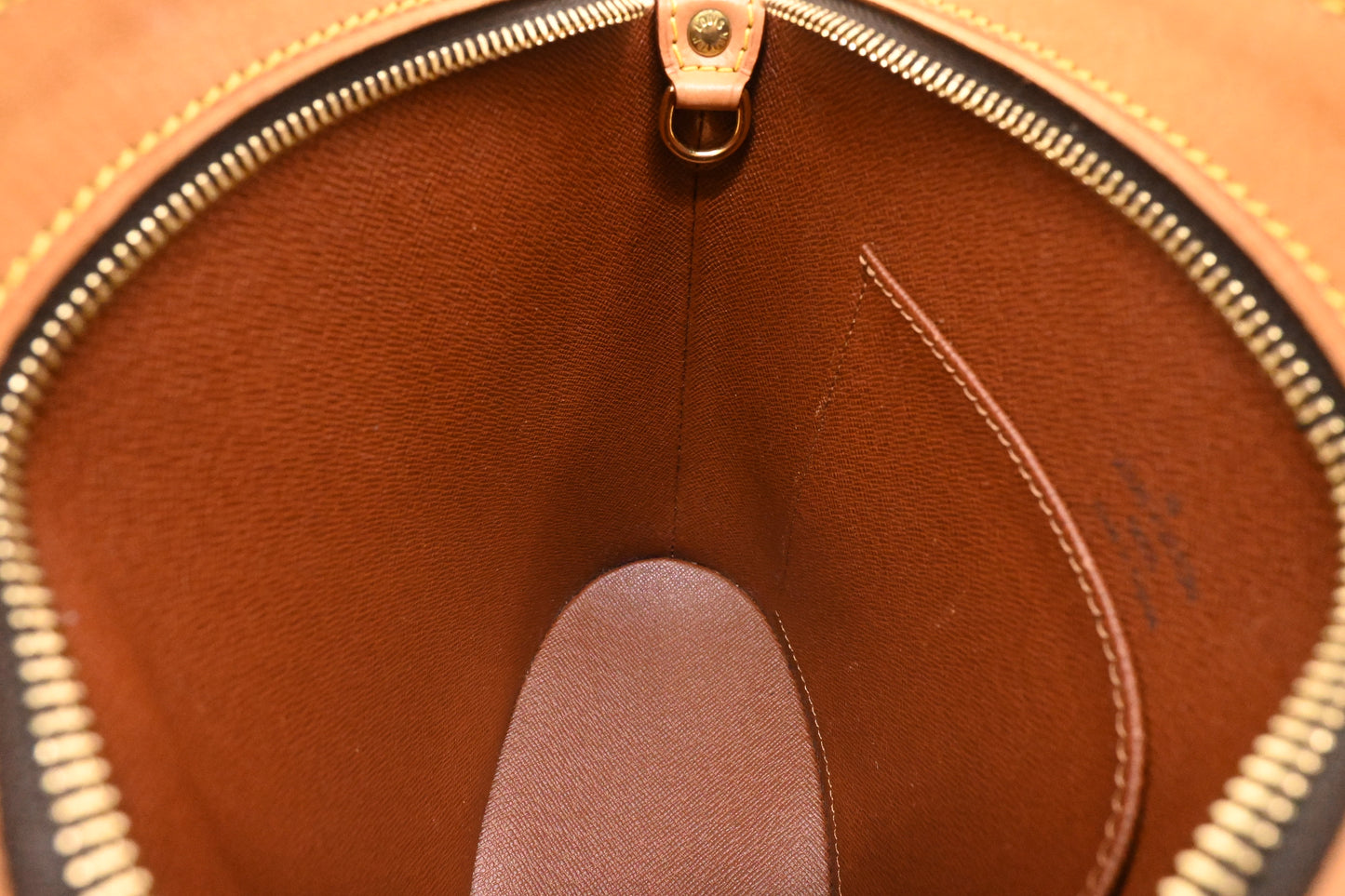 Louis Vuitton Drouot in Monogram Canvas