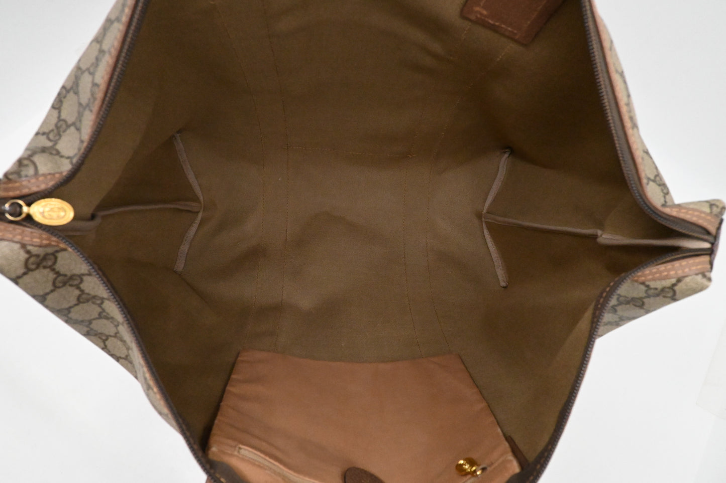 Gucci Travel Tote in GG Supreme Canvas