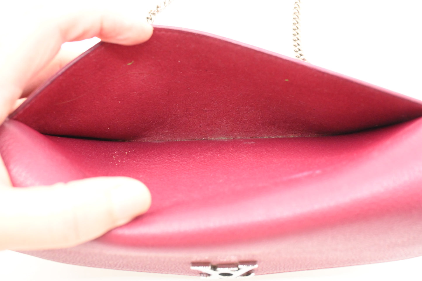 Louis Vuitton MyLockMe Chain Pochette in Pivoine Leather