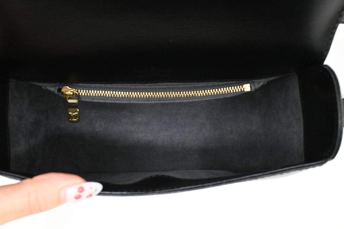 Louis Vuitton Buci in Black Epi Leather