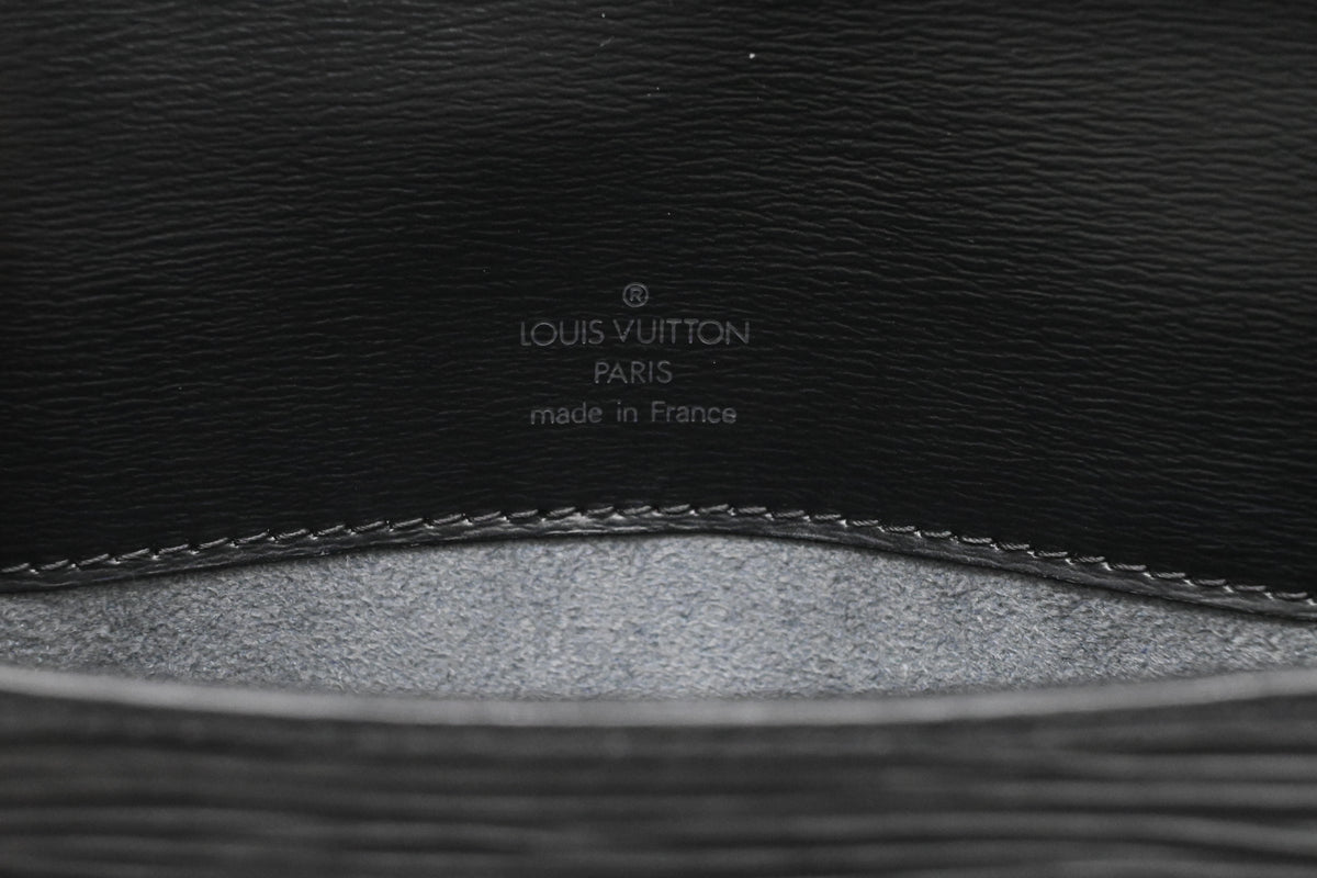 Louis Vuitton Buci in Black Epi Leather