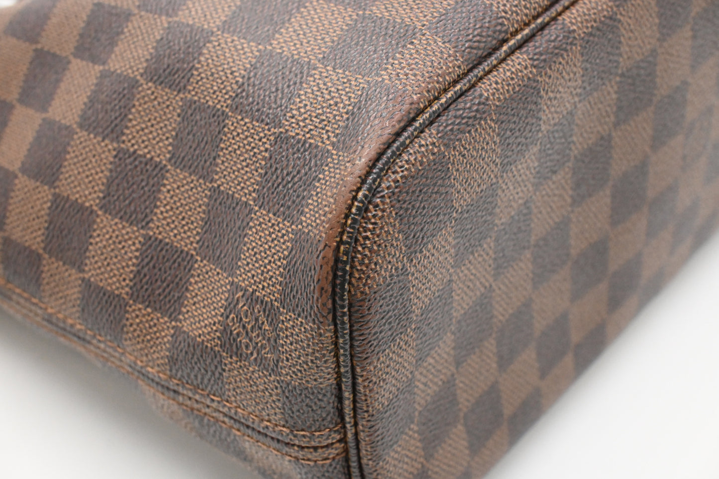 Louis Vuitton Neverfull PM in Damier Ebene Canvas