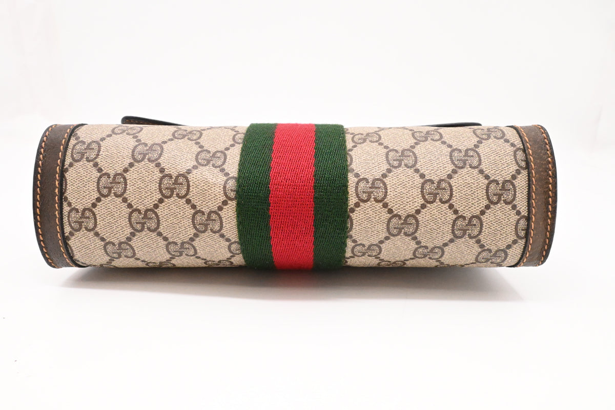 Gucci Clutch in GG Supreme Canvas