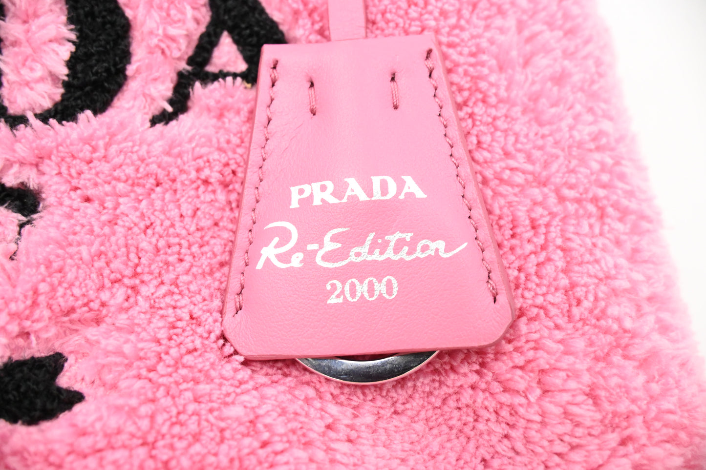 Prada Shoulder Bag Re-Edition 2000 Terry in Pink Fabric