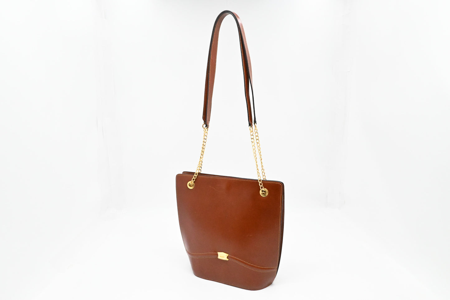 Bally Chain Shoulder Bag in Brown Leather