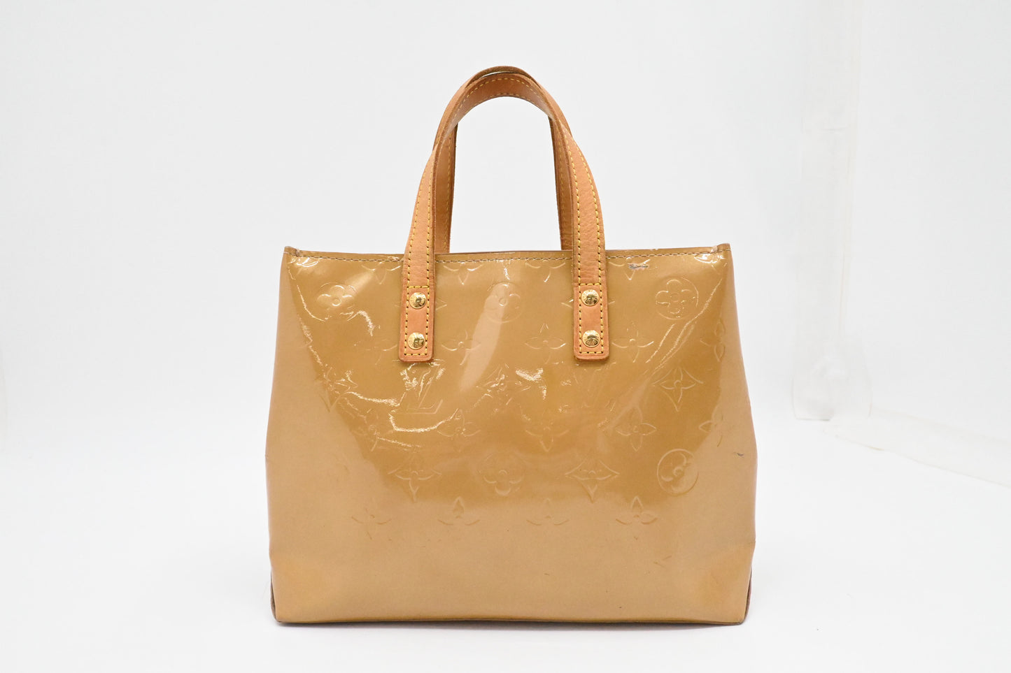 Louis Vuitton Reade PM in Dark Beige Vernis