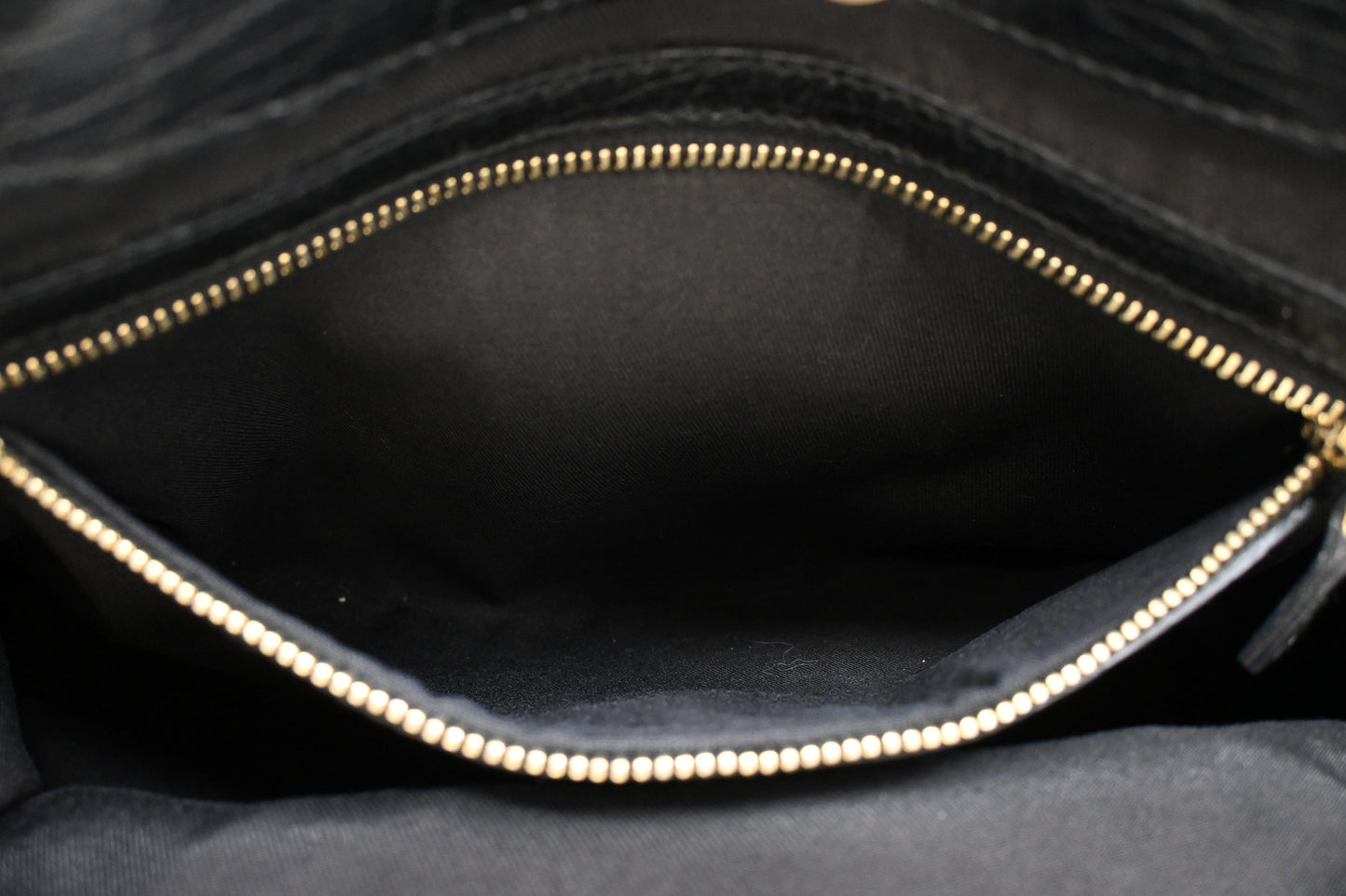 Gucci Junco Shoulder Bag in Black GG Canvas
