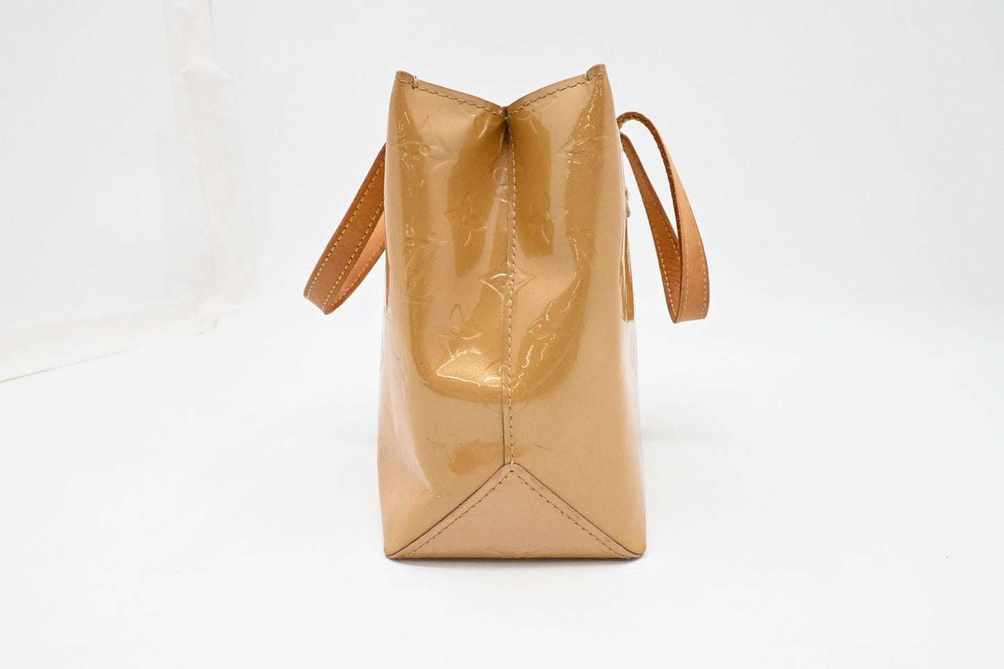Louis Vuitton Reade PM in Dark Beige Vernis