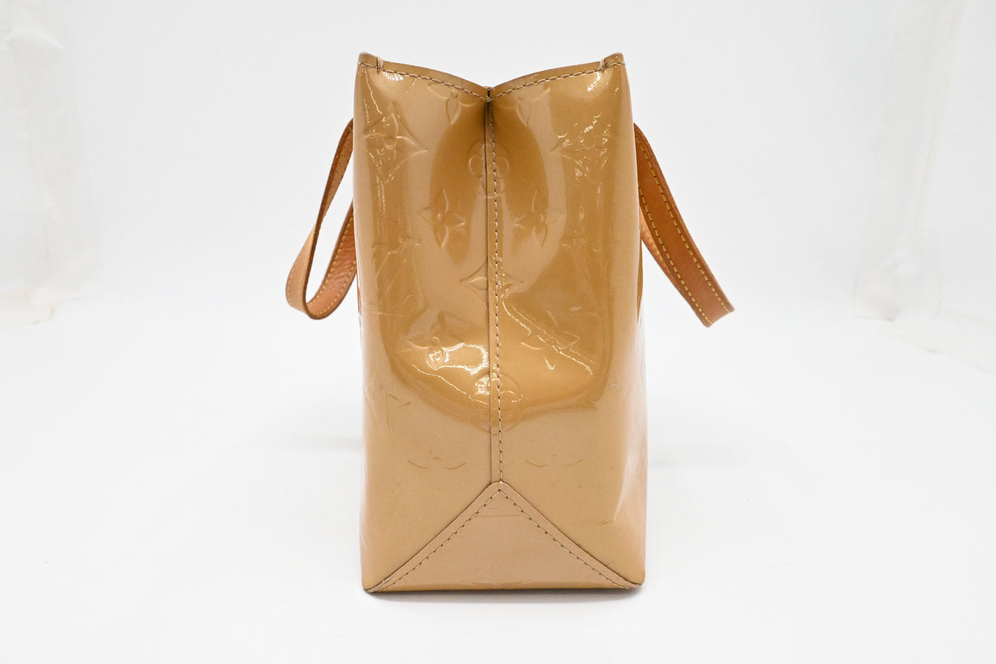 Louis Vuitton Reade PM in Dark Beige Vernis