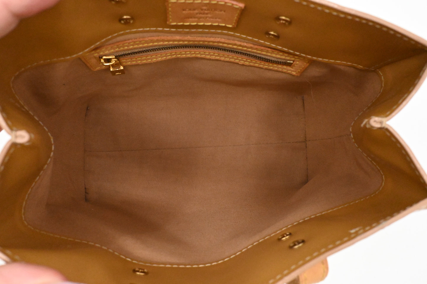 Louis Vuitton Reade PM in Dark Beige Vernis