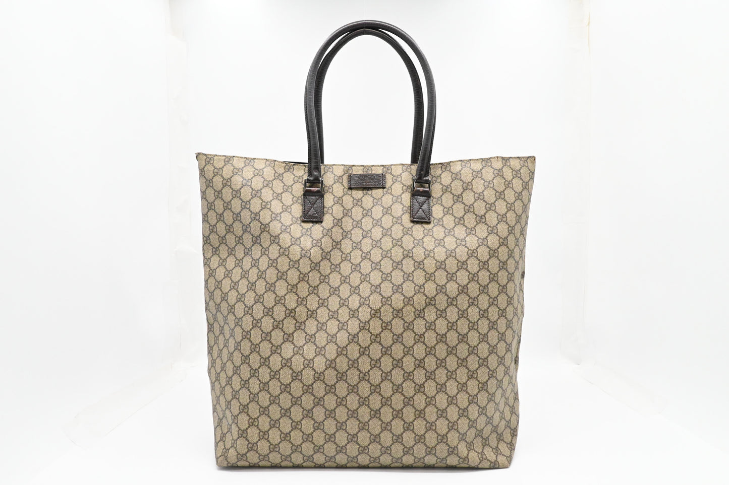 Gucci Tote Bag in GG Supreme Canvas