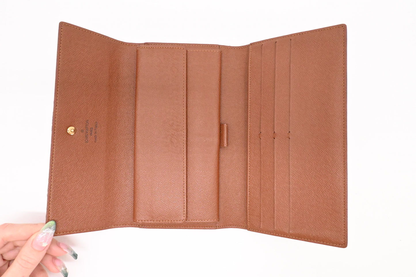Louis Vuitton International Wallet in Monogram Canvas
