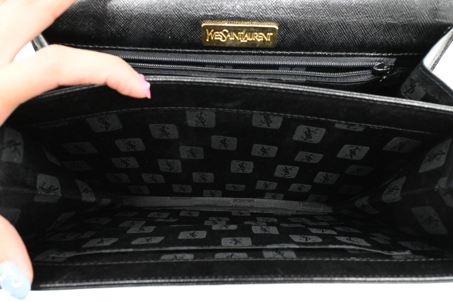 YSL Saint Laurent Shoulder Bag in Black Leather