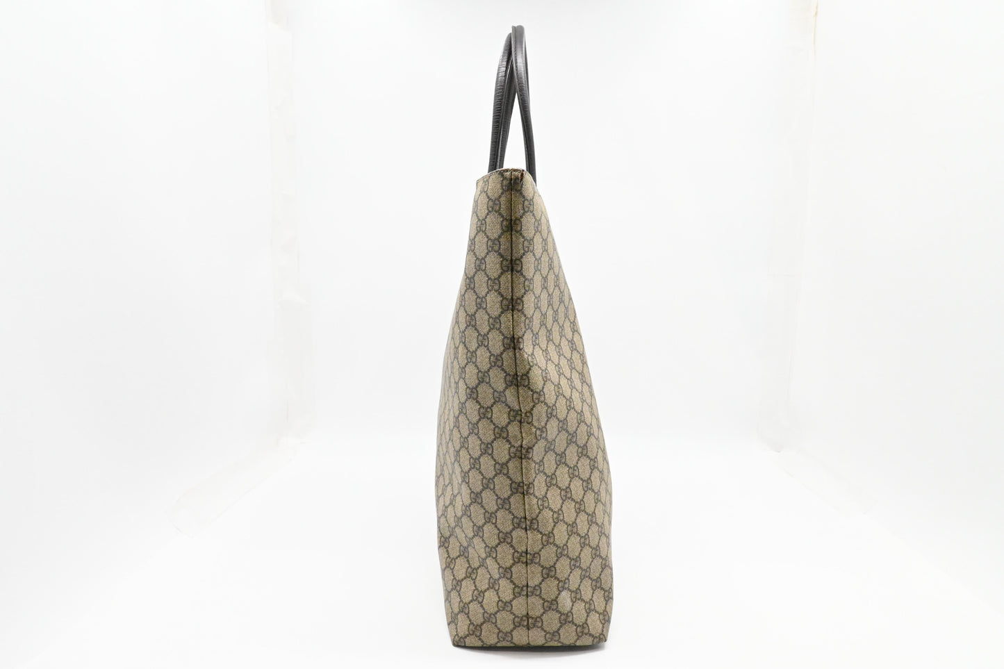 Gucci Tote Bag in GG Supreme Canvas