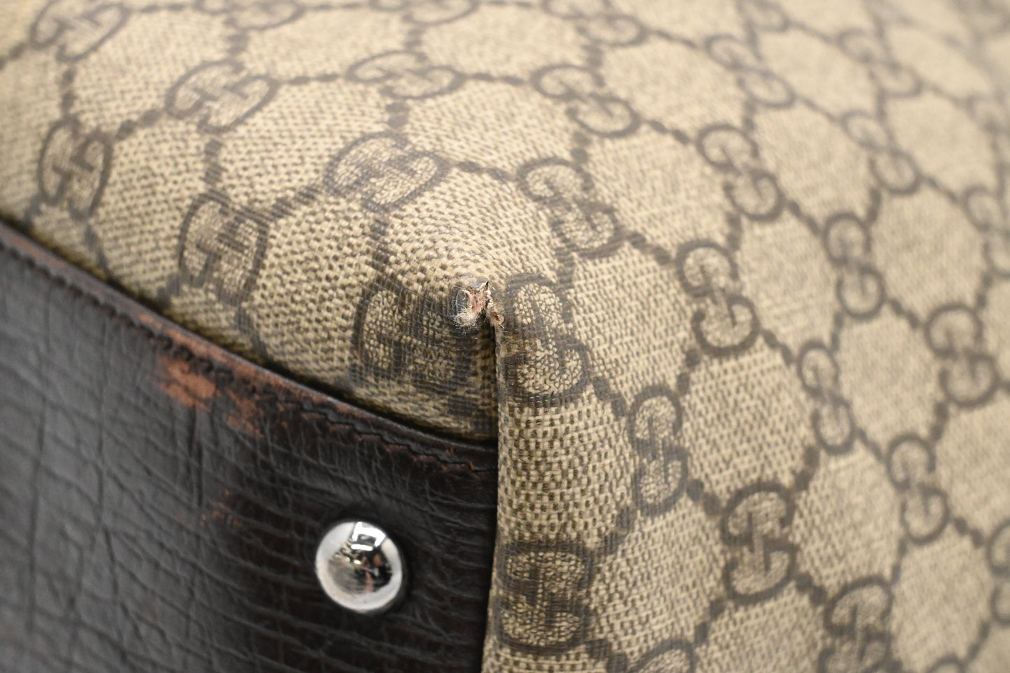 Gucci Tote Bag in GG Supreme Canvas