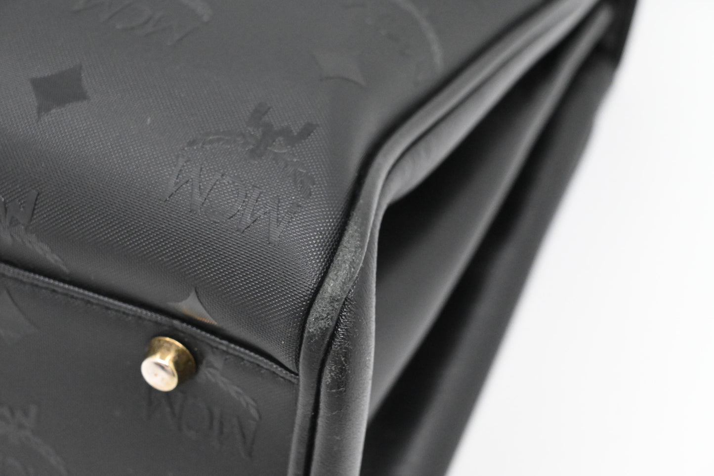 MCM Medium Kelly in Black Coated Canvas